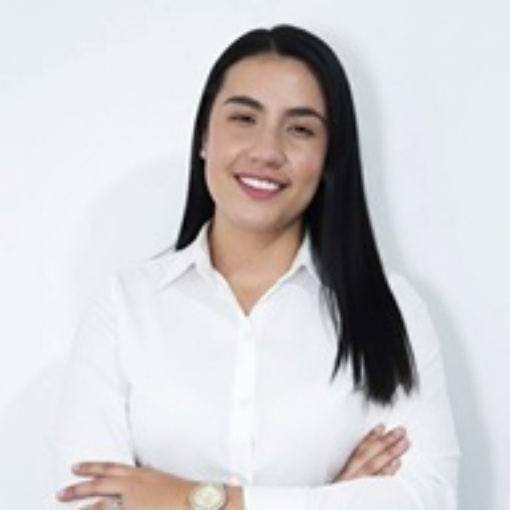 Luz VerónicaEstrada Holguín